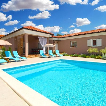 Villa Olgica 2269 Пула Экстерьер фото